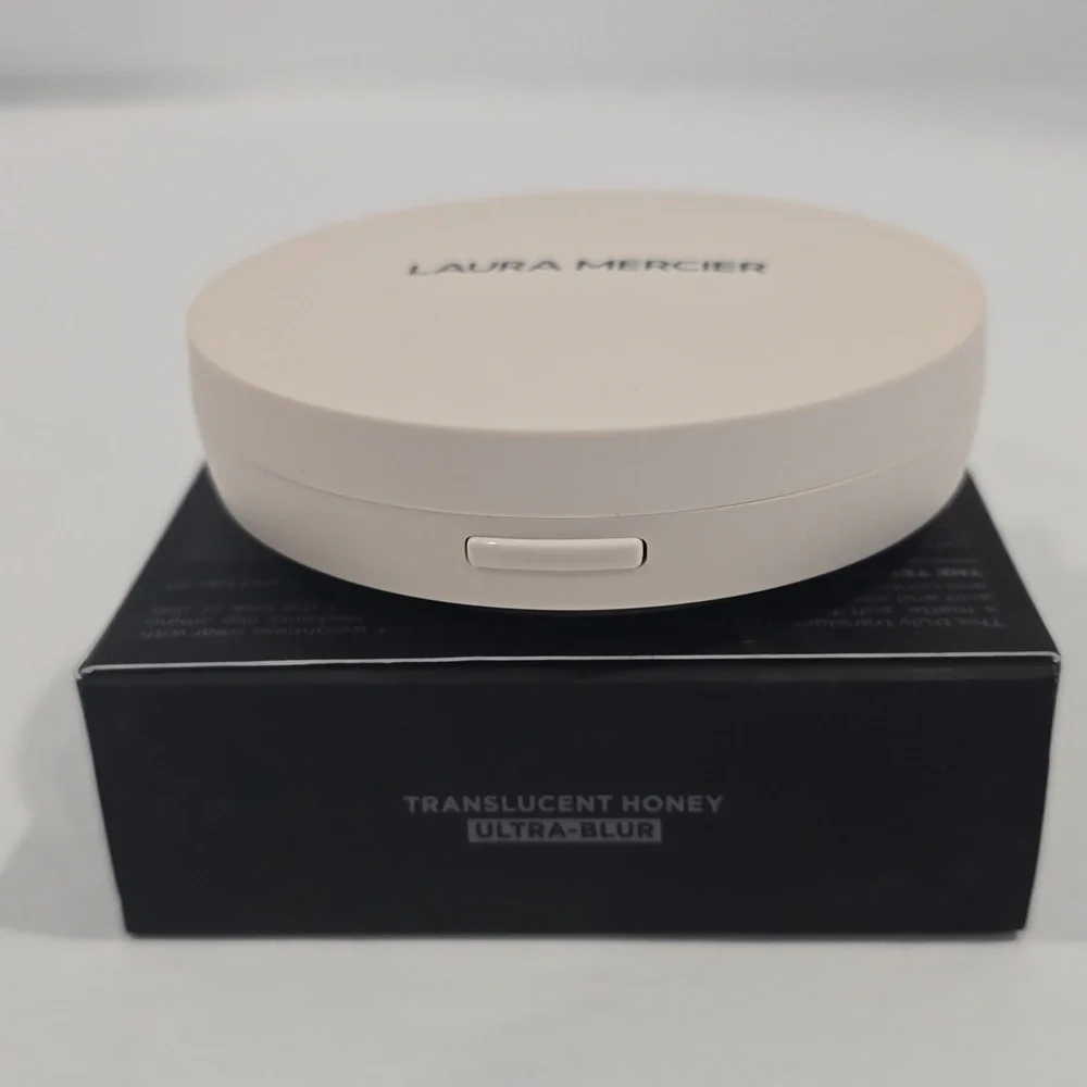 laura mercier laura mercier